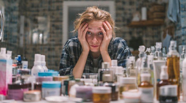 Common Mistakes That Worsen Hormonal Acne