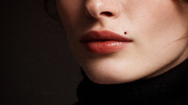 Why People Call Some Moles Beauty Marks