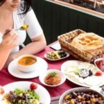 Quick Travel-Friendly Meal Ideas That Actually Make Travel Easier