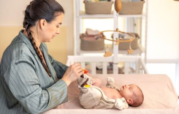 Safe Travel Tips for Newborns (Step-by-Step Routine)